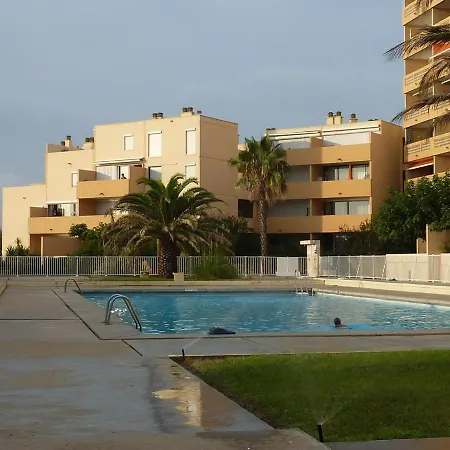 Grand T2 Avec Piscine, Terrasse Et Acces Direct A La Plage, 4 Personnes - Port Barcares - Fr-1-81-505 Apartament Le Barcarès